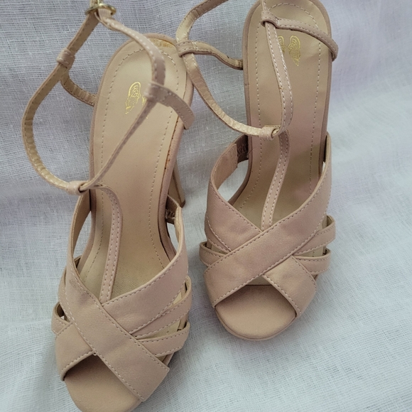 Nude scrappy heels - Picture 2 of 5